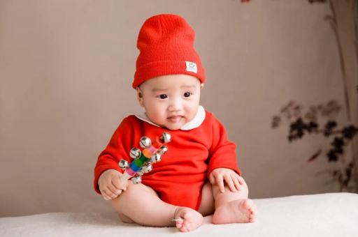 海拉尔六个月宝宝总是摇头 海拉尔六个月宝宝总是摇头